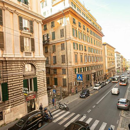 Dimora Patrizia In Centro Apartment Genoa Bagian luar foto