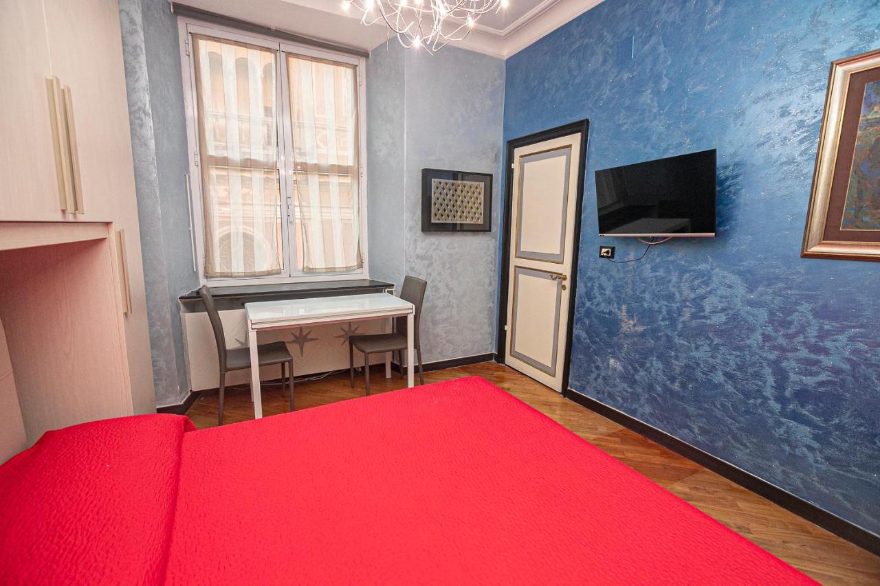 Dimora Patrizia In Centro Apartment Genoa Bagian luar foto