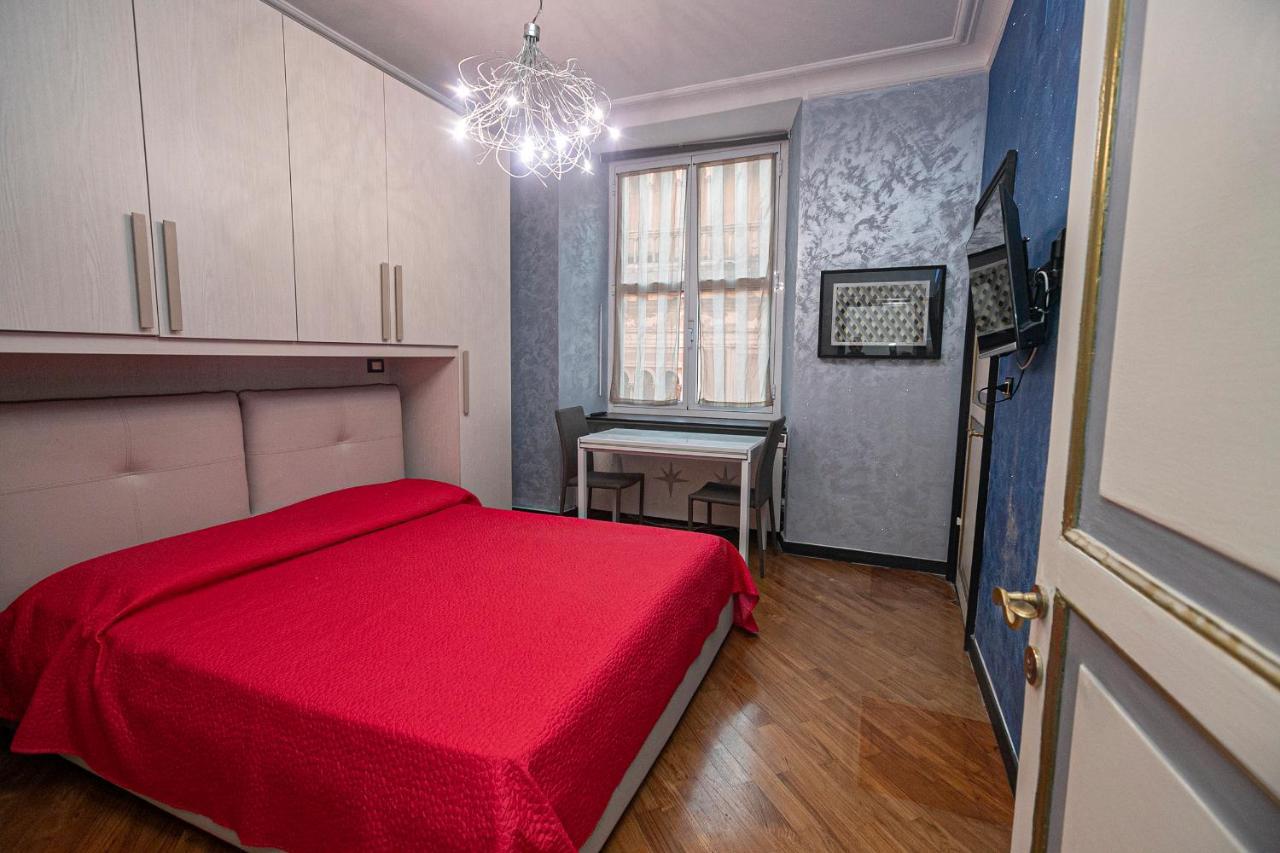 Dimora Patrizia In Centro Apartment Genoa Bagian luar foto